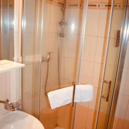 Lc - Hotel 3*