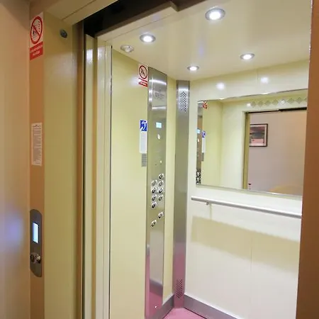 Hotel Lc - 3*
